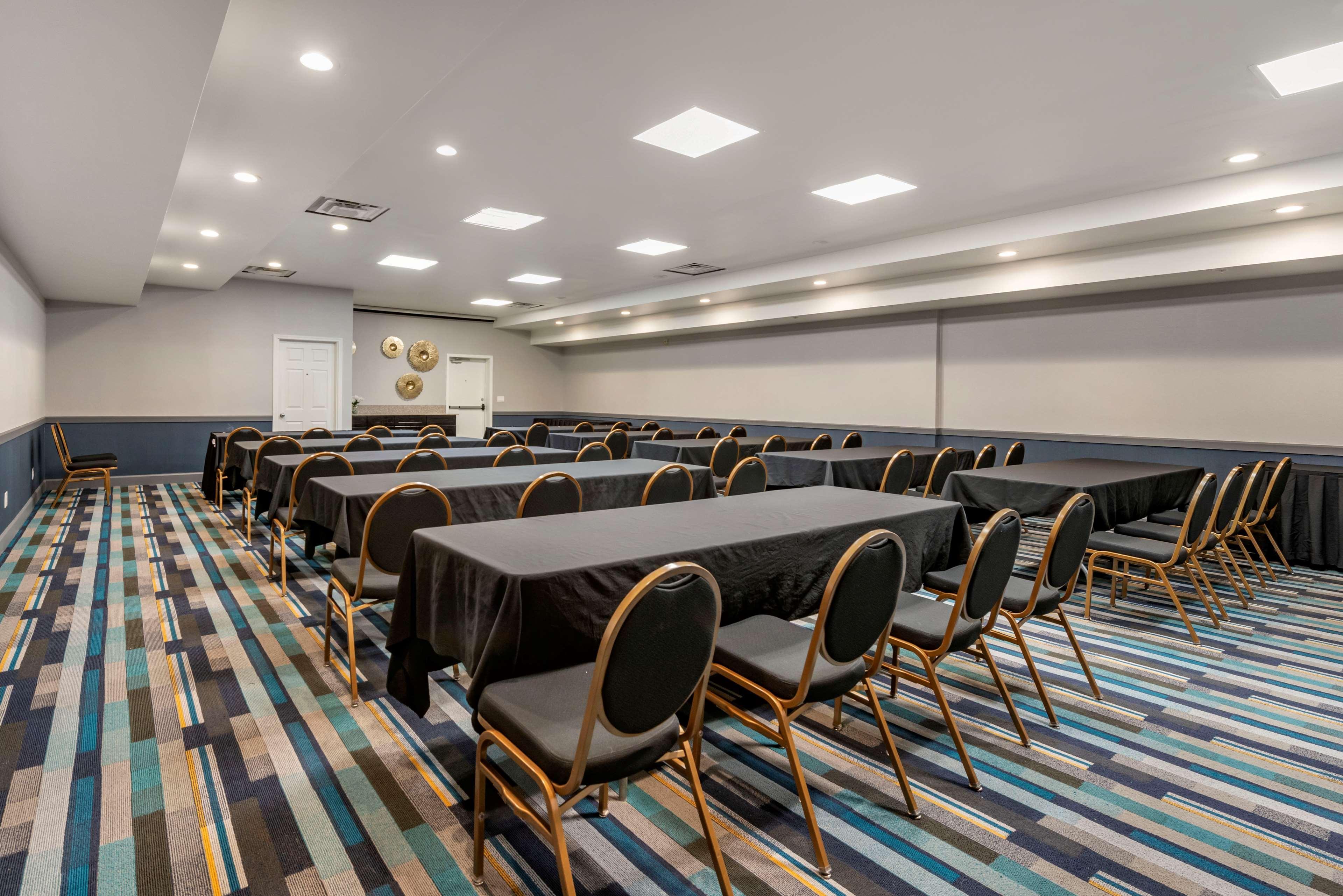 Best Western Premier Denver East Exterior foto